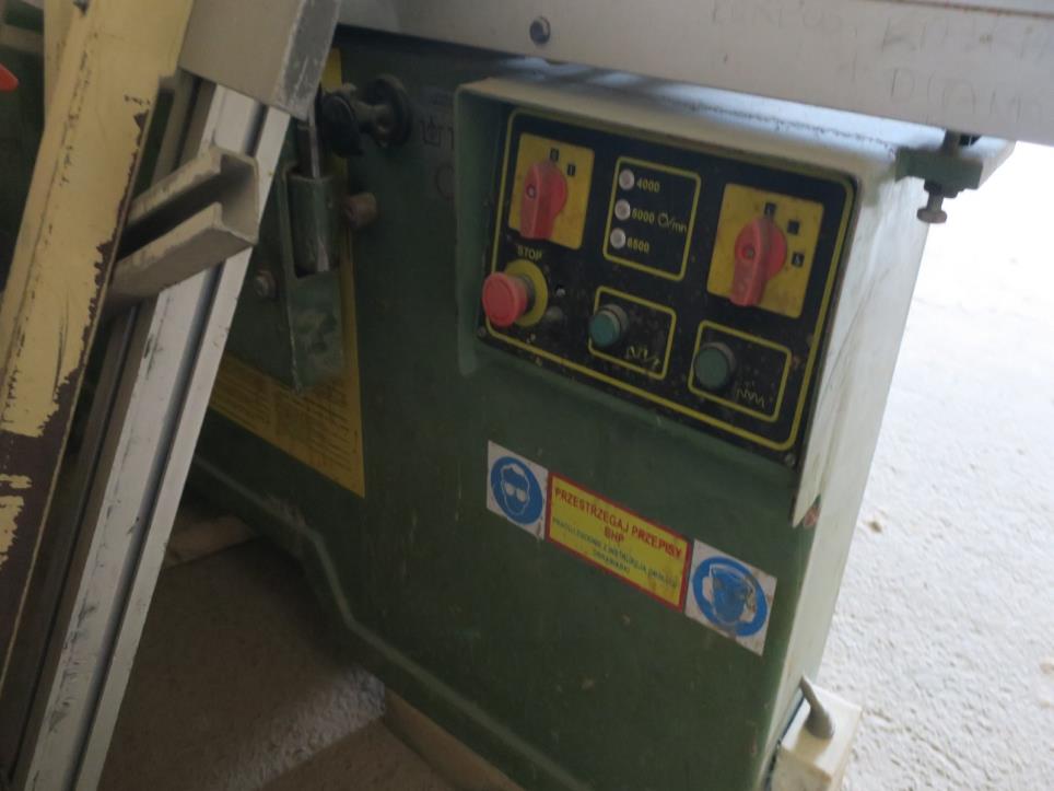 Dřevoobráběcí stroje-3